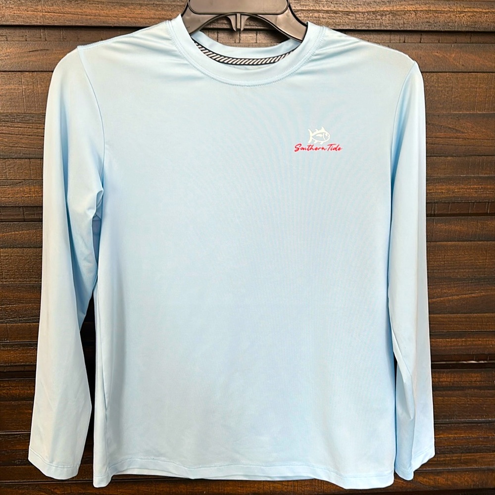 Boys, Southern Tide, long sleeve dry fit size large